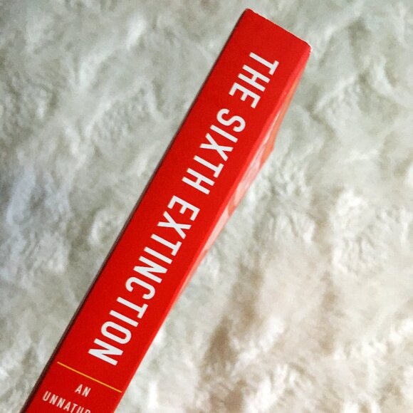 'The 6th Extinction: An Unnatural History' By Elizabeth Kolbert - Picture 7 of 7
